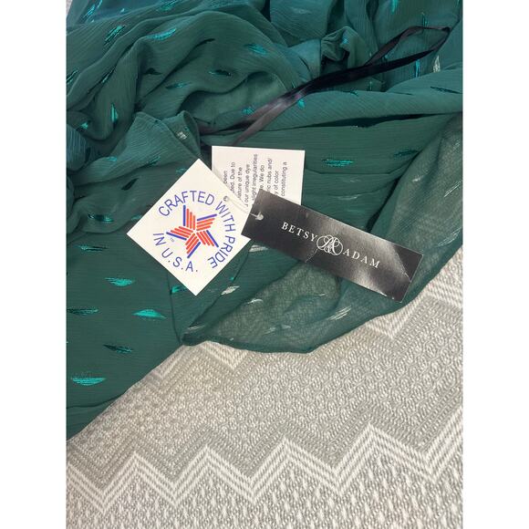 Betsy & Adam Clip-Dot Tiered Ruffled formal Gown in Green size 14 NWT Elegant - Picture 11 of 13